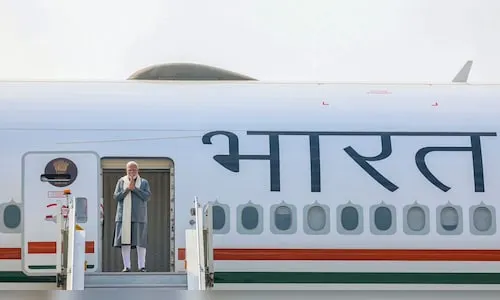 PM Modi Gets Grand Welcome in France, Set to Attend AI Summit & Meet Macron