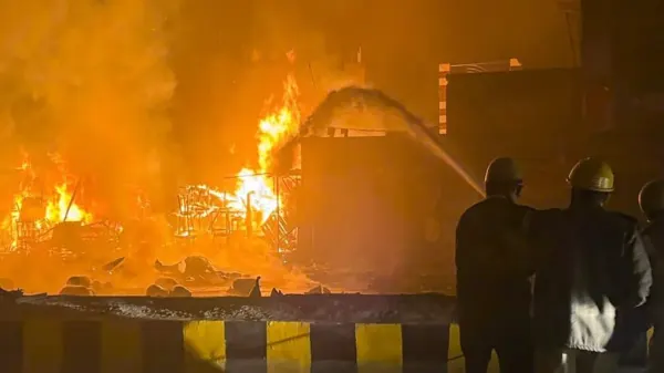Ghaziabad Factory Blast: Boiler Explosion Kills 3 Workers, Panic in Area