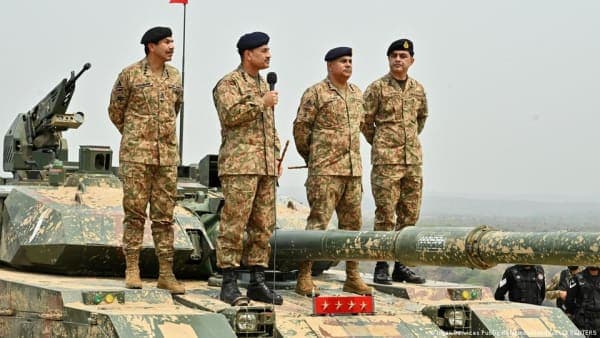 Pakistan plans $4 billion arms deal with Libya, Reuters reports