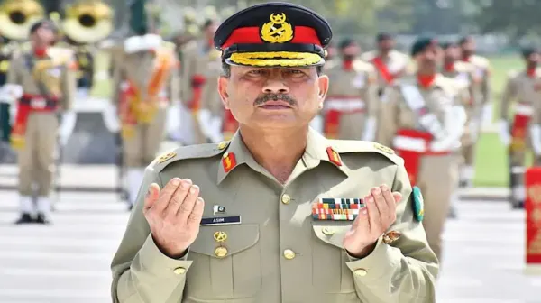 Pakistani cleric questions legality of Asim Munir’s appointment as CDF