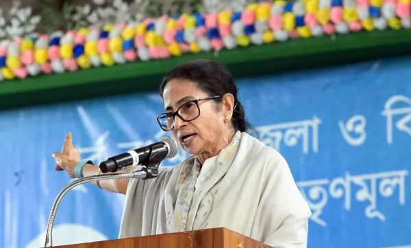 Mamata Banerjee greets people on TMC foundation day, vows firm stand