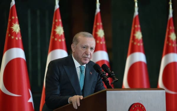 Erdogan Warns Israel Over Syria, Lebanon Attacks as Regional Tensions Rise